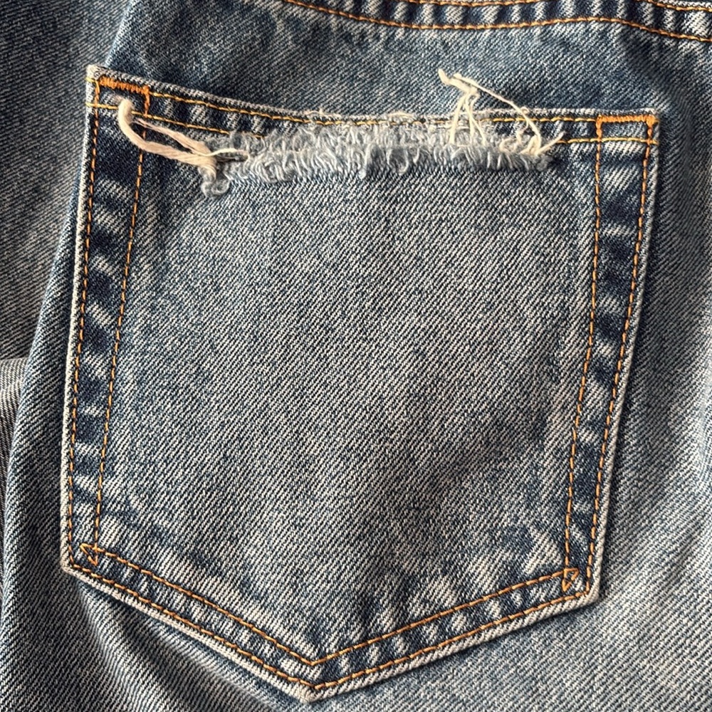 GRLFRND Linda Mid-Rise Distressed Jeans in Zodiac Size 25 — DESIGNER!!! - Picture 9 of 12